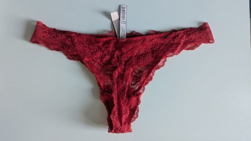 2021 Victoria's Secret "Dream Angels" Thong/String Panty NWT NEW LARGE RED HOT - Picture 4 of 11