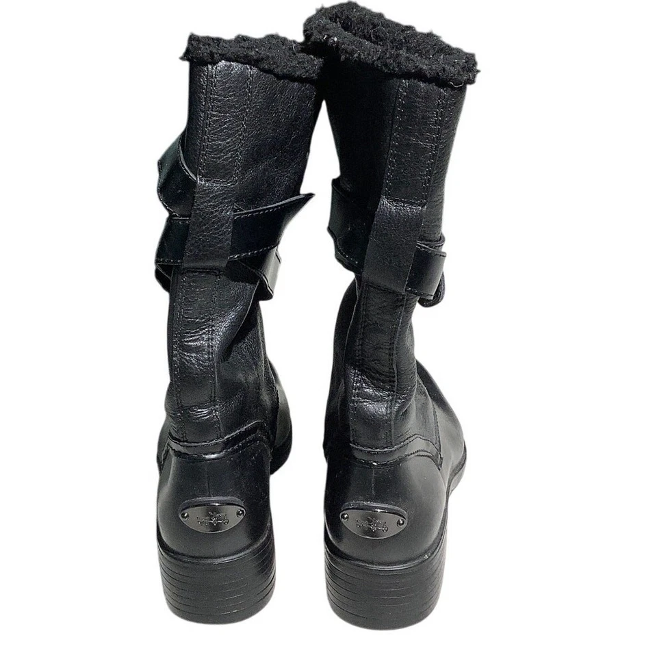 Botas de Inverno de Couro com Cinto Coach Zena Pretas Femininas 8B — Elegantes, Aconchegantes, Chiques - Imagem 3 de 4