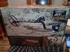Garrett AT Pro Metal Detector Digger  s Special Package   Waterproof All Terrain