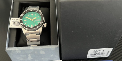 SEIKO 5 Sports 稼働　日本製　オートマチック Seiko 5 Sports Collection Vibrant Green Dial Auto JAPAN SRPK33