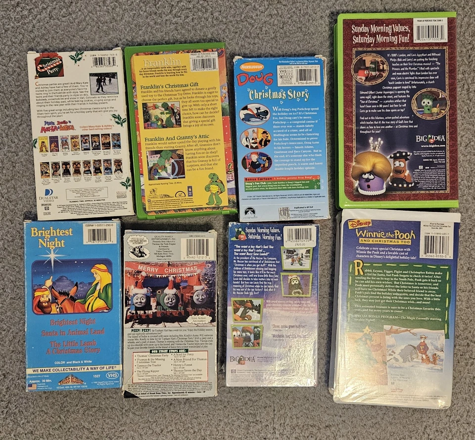 Lot of 8 Christmas Kids VHS Veggie Tales Thomas Pooh Mary Kate Franklin Doug - Image 2 of 4