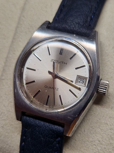 🇨🇭 ZENITH SURF QUARTZ/ Vintage 1970s–80s / Ref. 01.0480.075