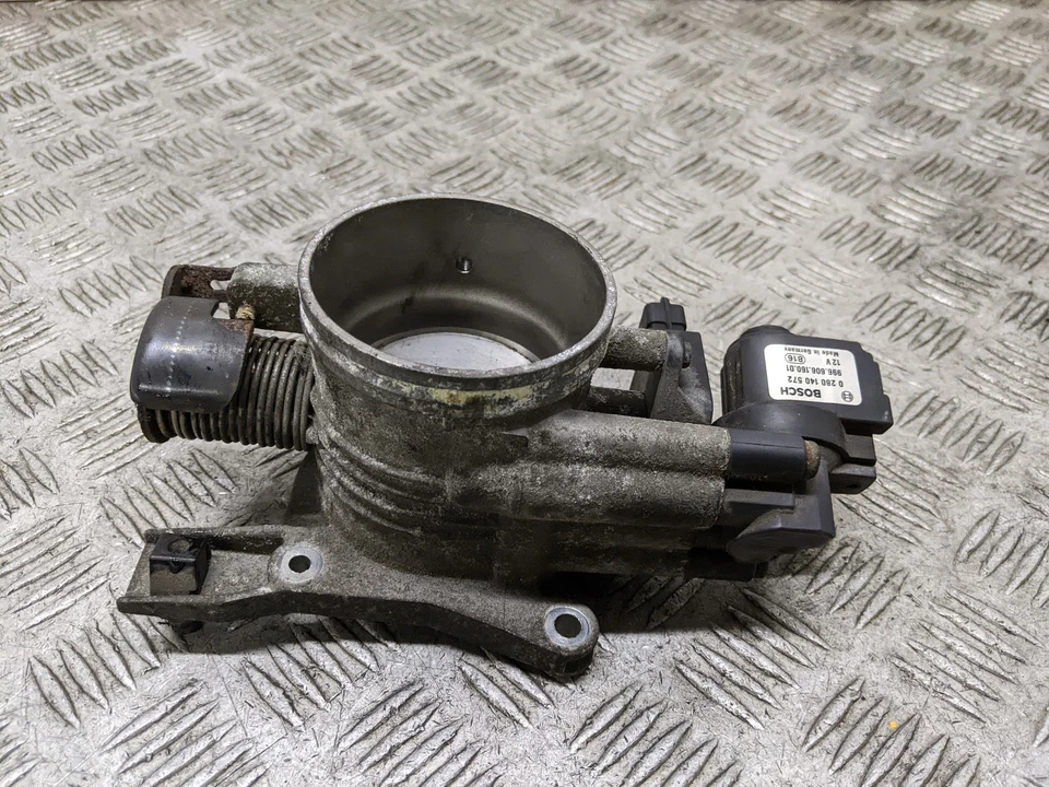 Porsche Boxster 986 1996-1999 2.5 M96.20 carrocería del acelerador 99660616001 Foto 2 de 4