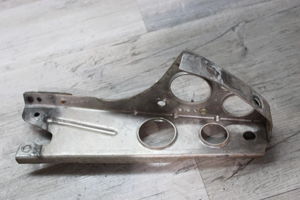 Ski-doo Summit 800 Highmark 2000 parachoques delantero mampara soporte derecho Foto 2 de 4