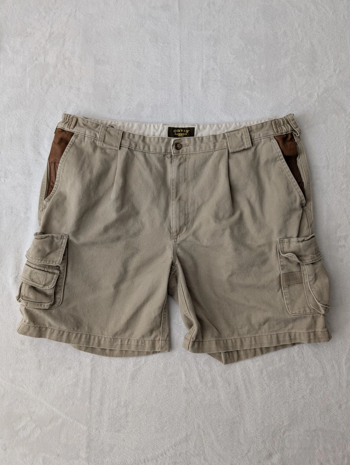 Orvis Zambezi Twill Cargo Shorts Mens 44 Khaki Outdoor Fishing Hiking Utility
Opens in a new window