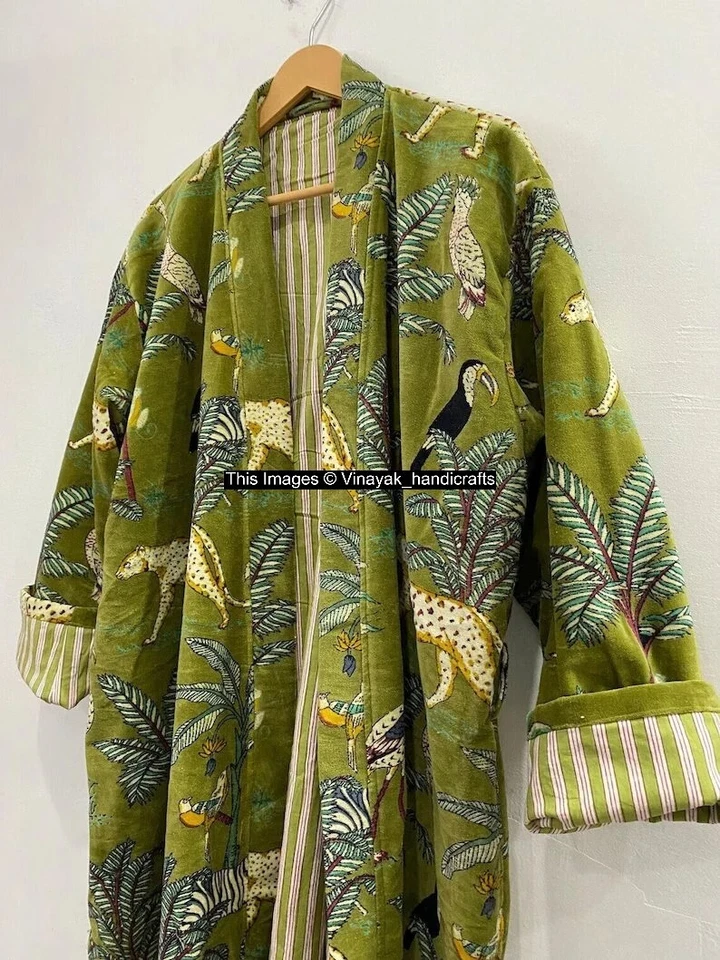 Bata de baño kimono de terciopelo con estampado animal de lujo vintage indio Foto 2 de 4