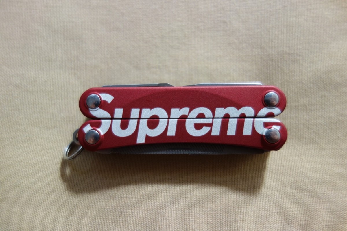 Supreme Spring/Summer 2021 Leatherman Squirt PS4 Red 9-Tool Multi