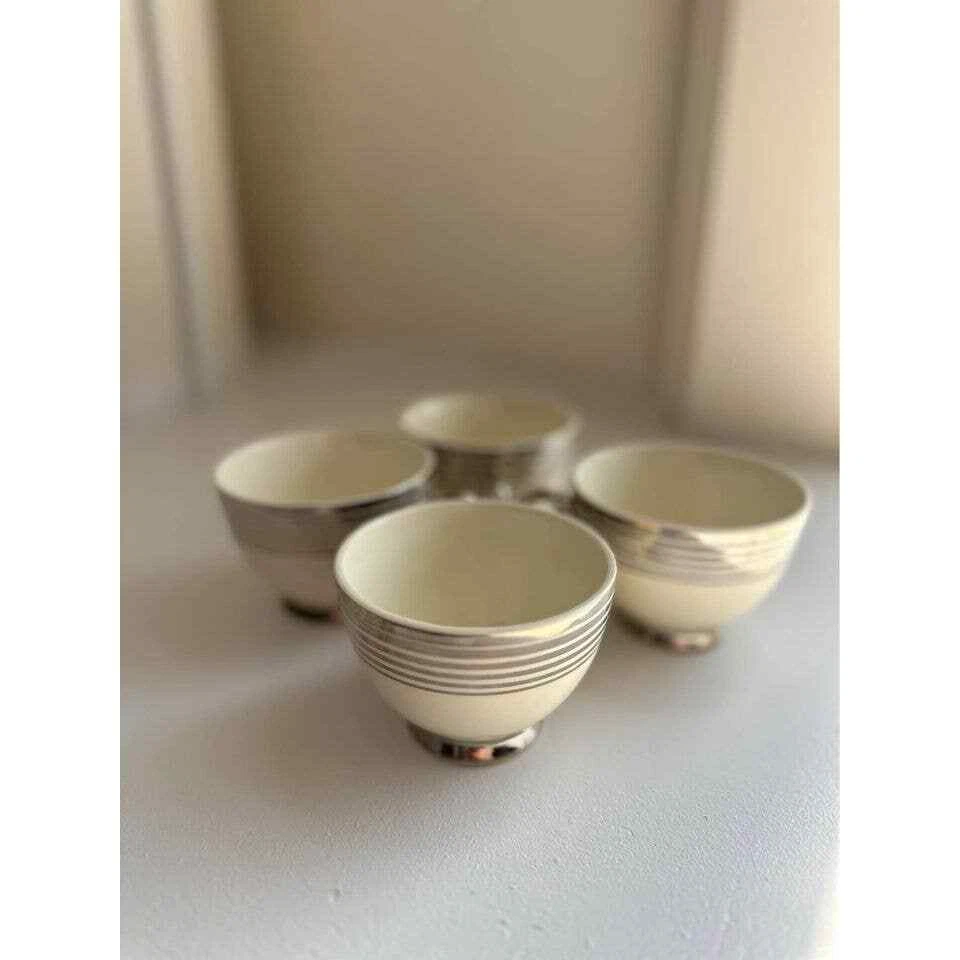 ¡Tazas de té vintage! Crema con detalles cromo/platino Foto 3 de 4