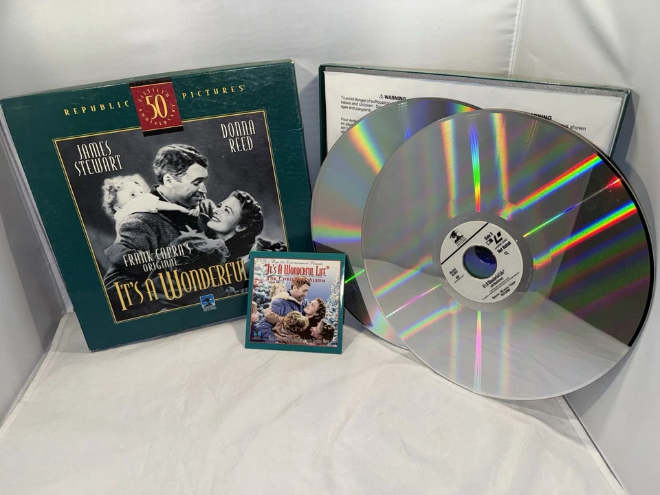It’s A Wonderful Life (LaserDisc) RARE 50th Anniversary Collectors Set, 1996 - Image 2 of 4