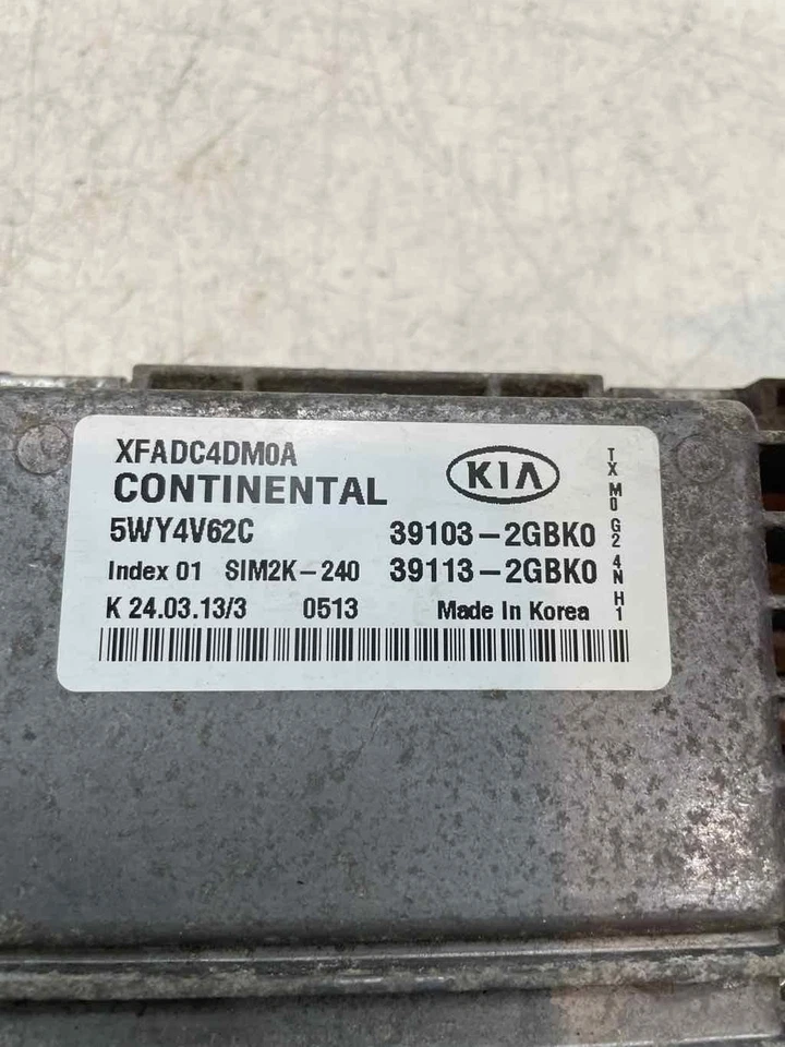 Ecm Engine Control Module W Bracket OE 39103-2gbk0 👍 Fits KIA SORENTO 2014-2015 - Image 3 of 4