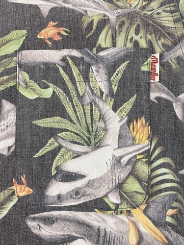 Vintage 90's Mambo Loud Shirt Mens Tropical Sharks Short Sleeve Shirt Size M - Picture 5 of 11