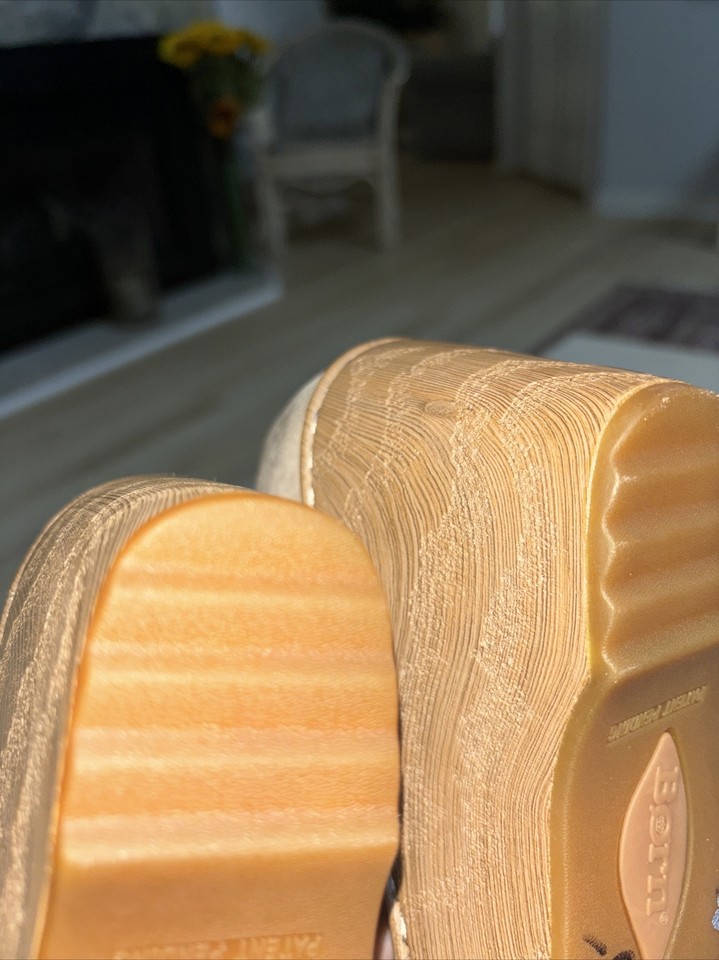 BORN Wedge Heels Jordana Taupe Grey Suede Leather Classic Mary Jane