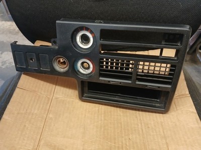 マツダ B2200 B2000 B2600 ダッシュボードパネル 加工品 マツダ B2200 B2000 B2600 ダッシュボードパネル 加工品 1986-1993