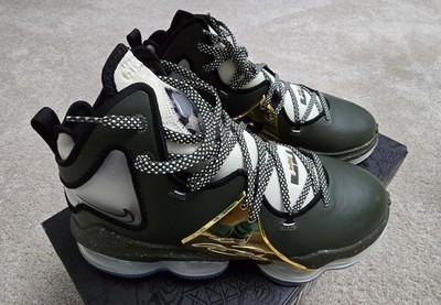 LeBron XIX Cargo Khaki/Black - Coconut Milk Size 10.5 Brand New In Box Fast Ship