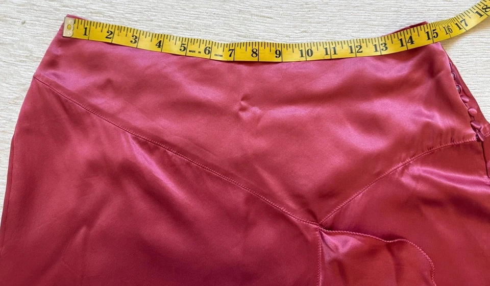 vintage y2k 2000s The Limited 2 piece 100% silk top / skirt set size 10 2004 - Image 4 of 4