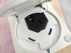 Sega dreamcast region- PAL European version 