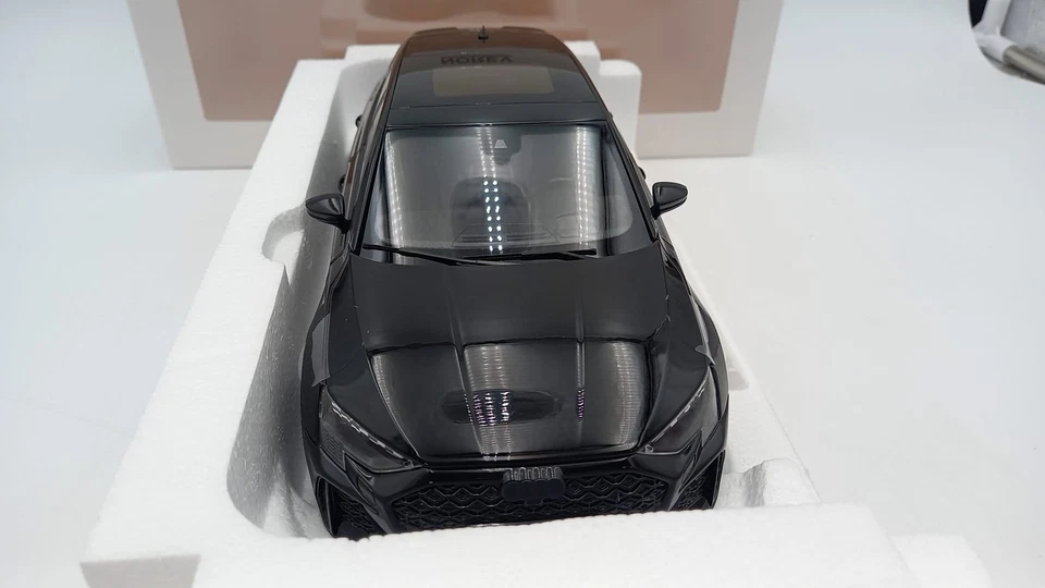  NV188388 Norev Audi RS3 2025 1/18 - Immagine 2 di 4