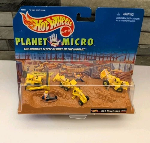 Vintage 1997 Hot Wheels Planet Micro CAT Machines Series 2 Sealed NIP Caterpilla