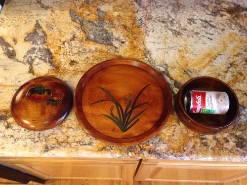 Caja tallada vintage firmada por artistas japoneses Okayama caja de té de madera Art Deco - Imagen 2 de 12