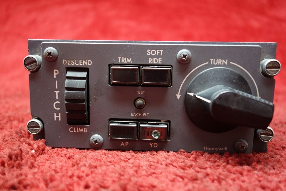 Sperry Flight Systems Autopilot Controller PN 4018639-901 | eBay Sperry Flight Systems Autopilot Controller PN 4018639-901 | eBay