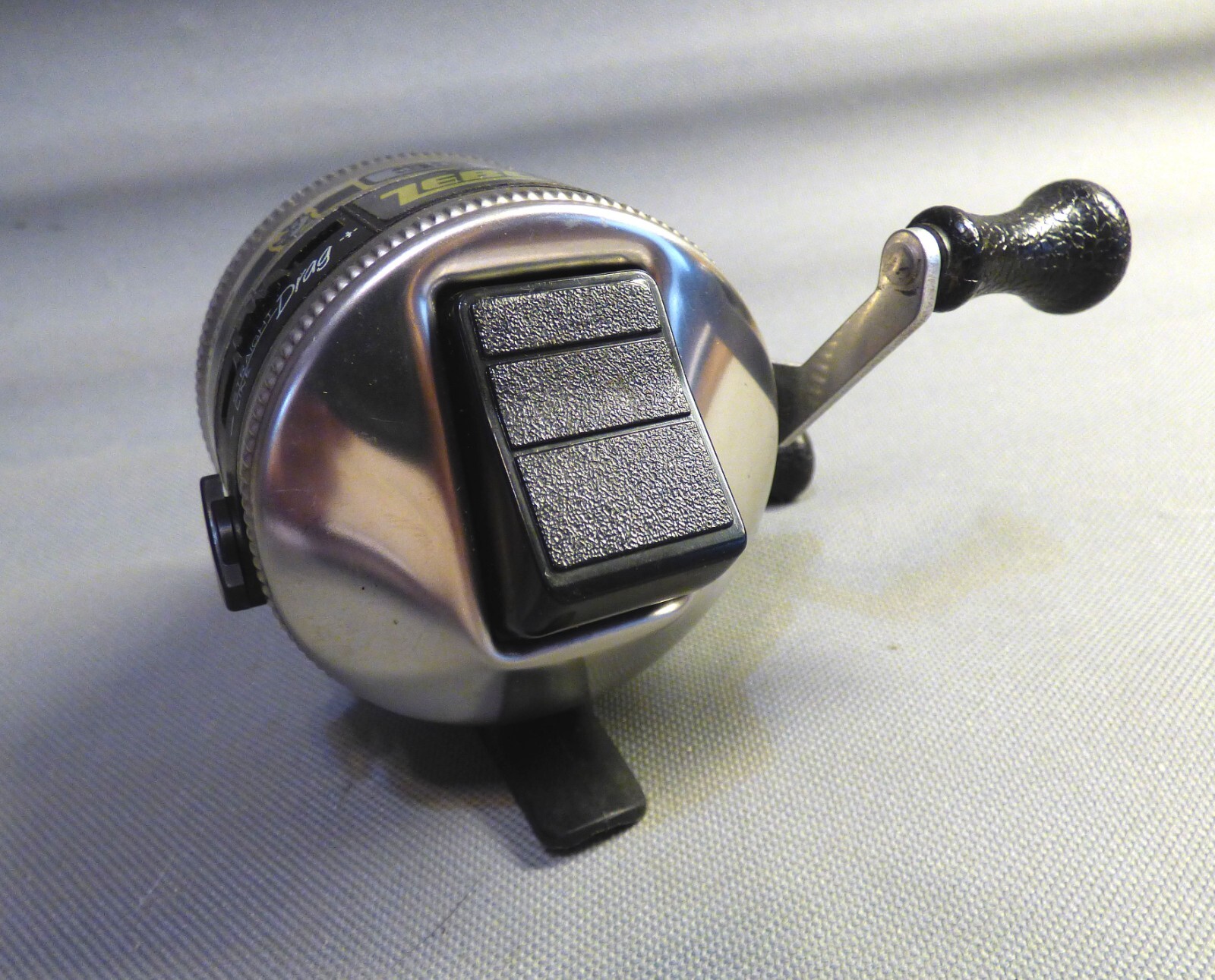 VERY CLEAN ZEBCO 33 RHINO TOUGH SPIN CAST REEL 1989 BRUNSWICK MADE IN USA eBay