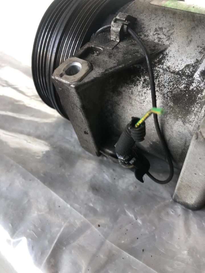 Compresor de aire acondicionado Volvo S40 2004-2011 OEM Foto 4 de 4