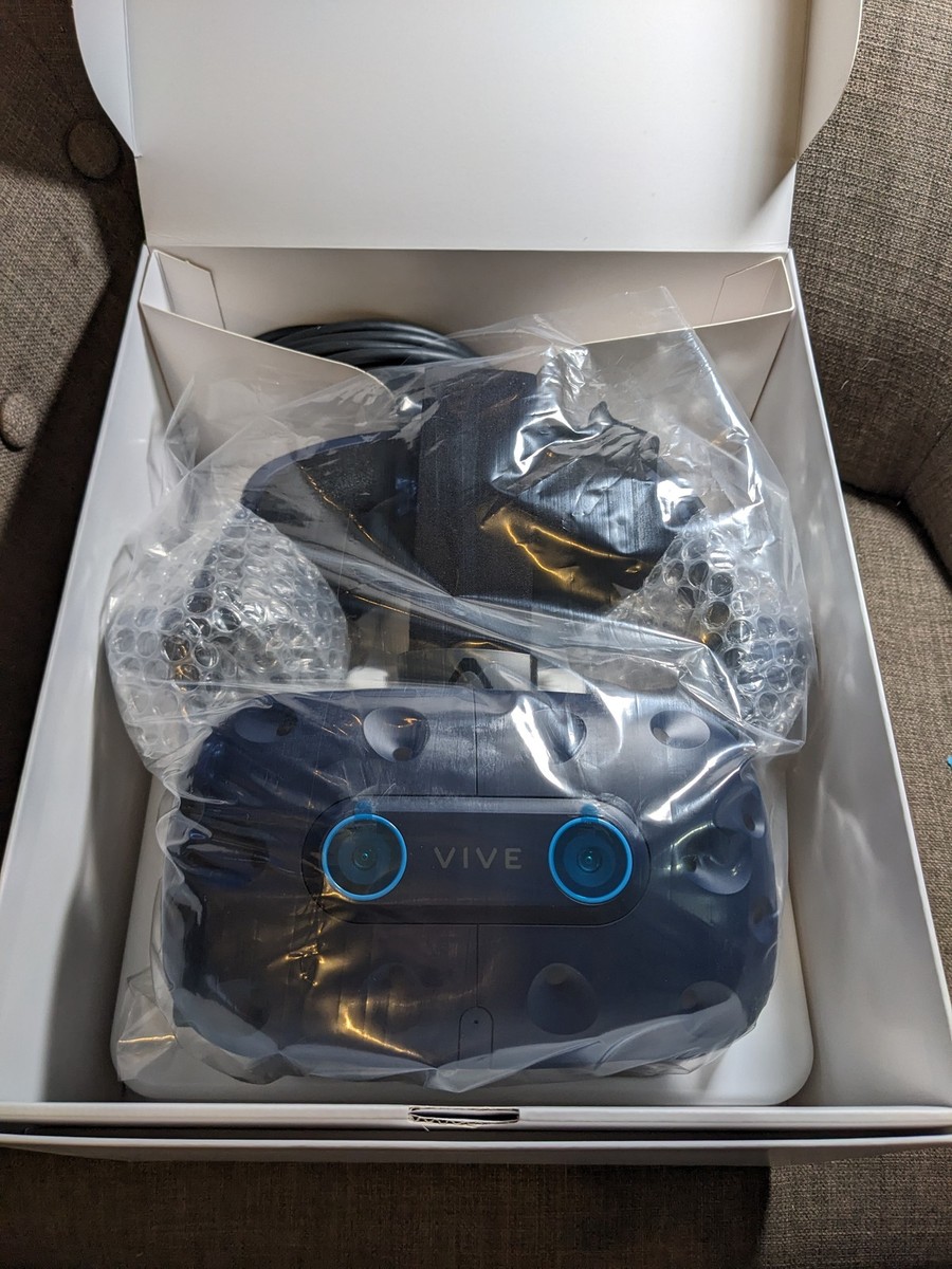 HTC VIVE Pro Eye VR PC Headset Virtual Reality System Eye Tracking