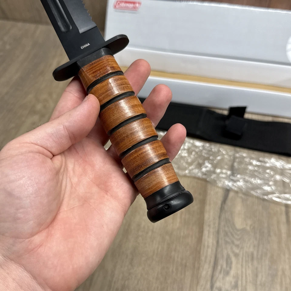 Coleman CM2011 Fixed Blade Survival Hunting Knife w/ Sheath & Box - Image 4 of 4