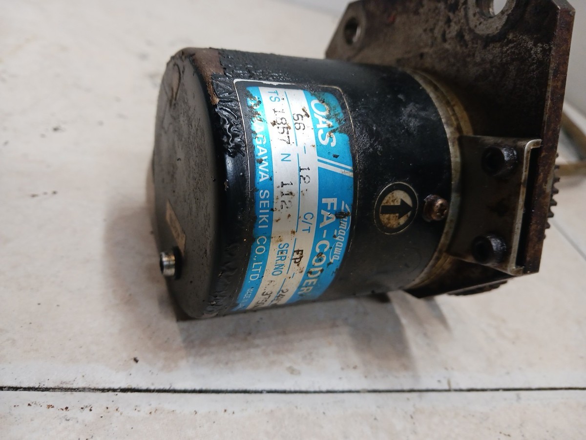 カズヤ 86 85 84 83 1986 80R YAMAHA SS440 OEM 440SS CHAINCASE