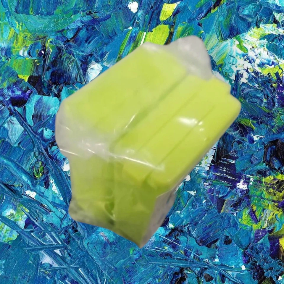 Tupperware Design Travel Pocket Salt & Pepper Shakers NEW Set Of 2 Camping - Image 4 of 4