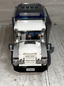 LEGO 10937 Arkham Asylum Transport Truck with Security Guard 