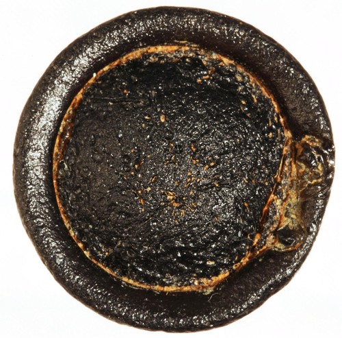 Australit,Tektit, Flanged Button, perfect shape.20,5 x 10mm 3,9 g.EXTREMLY RARE! - Bild 6 von 7