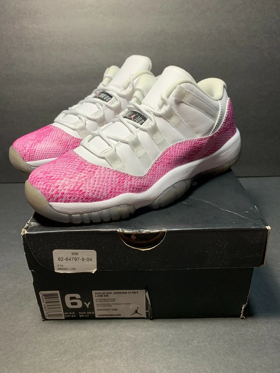 Jordan xi hotsell low pink