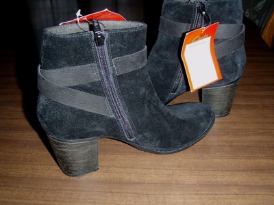 clarks enfield coco suede boot