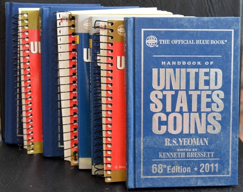 LOT 8 United States Coins Red / Blue Book 2011 2013 2015 2016 2017 2021 Whitman
