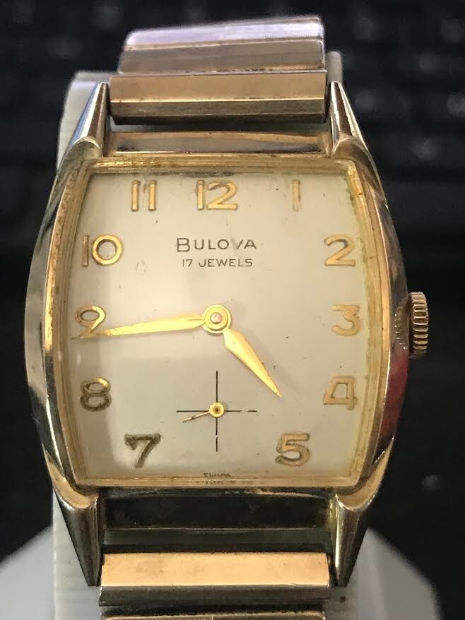 Bulova 1950's L9 28mm square 17Jewels 10k Rolled Gold Men's Watch