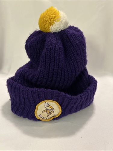 Vintage 70's MINNESOTA VIKINGS Sewn Logo Purple Yellow Knit Hat Cap Beanie W Pom - Picture 4 of 8