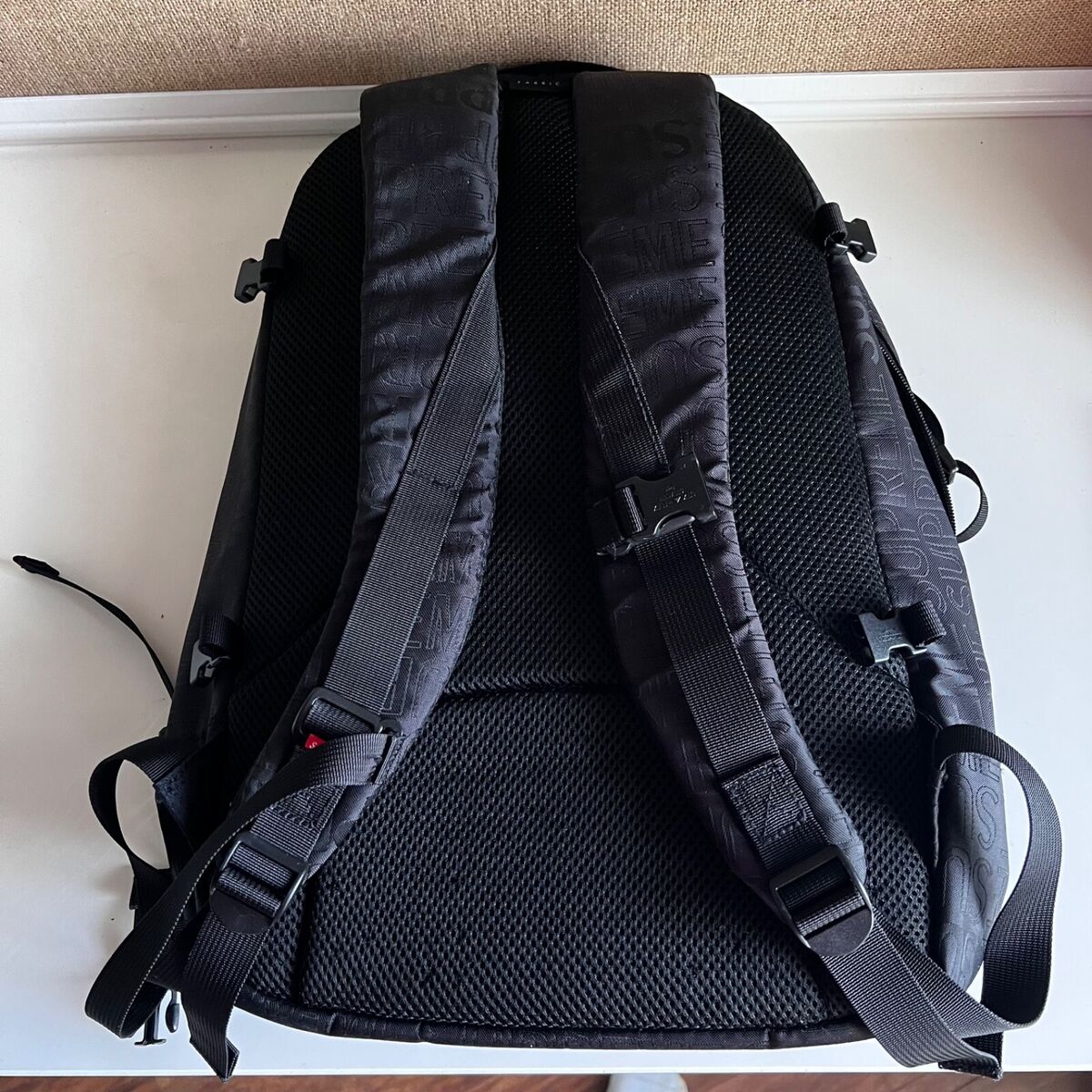 Supreme Backpack and Shoulder Bag Duo Black Pre-Owned (SS19 Supreme Backpack and Shoulder Bag Duo Black Pre-Owned (SS19