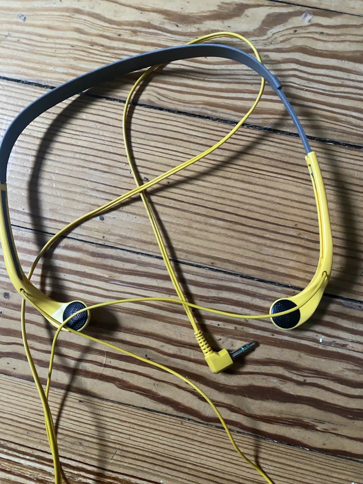 Vintage Sony Sport Retro Headphones for Classic Audio Lovers