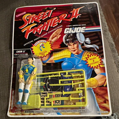 Hasbro Street Fighter II G.I. Joe Chun Li Action Figure 1993 w/ Accessories