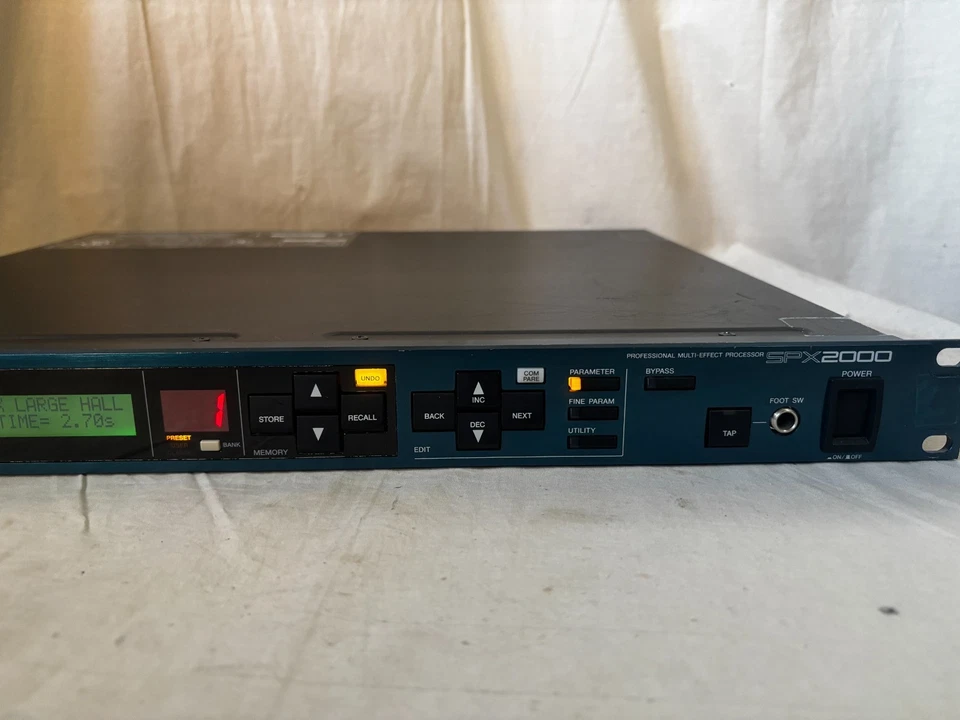 Yamaha SPX2000 24-Bit/96kHz Digital Multi-Effect Processor with REV-X Reverb - Image 4 of 4