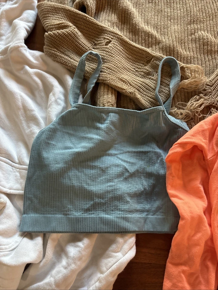 Lote de camisas para mujer talla pequeña Foto 3 de 4