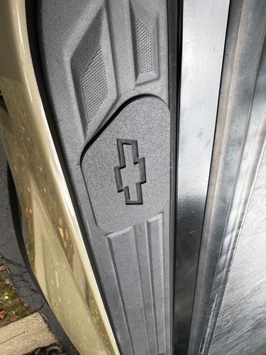 Pair of 2x Bed Rail Stake Pocket Covers Chevrolet Trucks, Colorado, Silverado - Picture 6 of 7