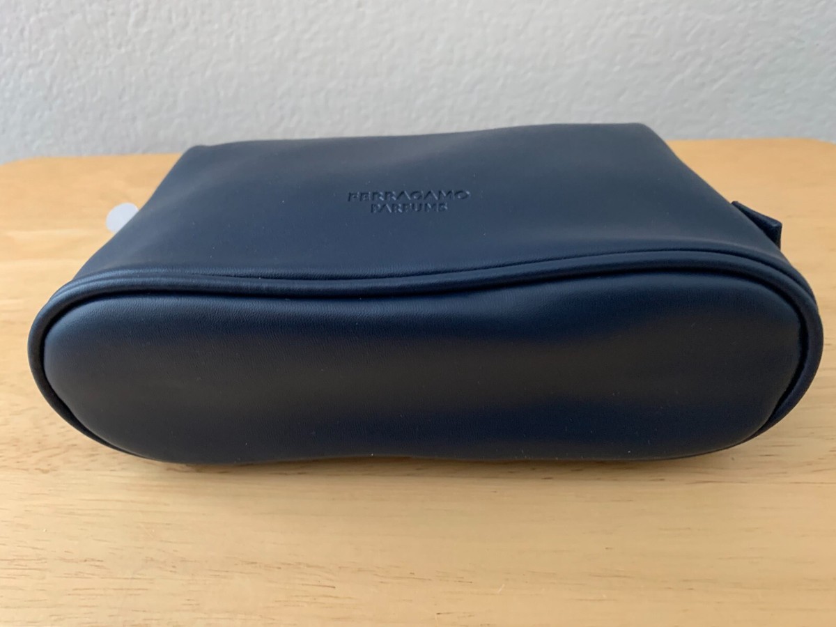 FERRAGAMO 3101180756257NEROBLUETTE 関税送料込 FERRAGAMO フェラガモ ショルダーバッグ 21 8358 レディース