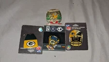 Green bay Packers Pin 4 Pack.. Out Of Circulation.  Aminco Int. New NFL 