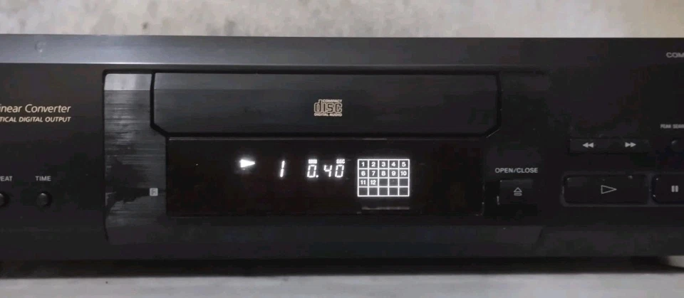 SONY CDP-XE370 LETTORE CD DA TAVOLO  Foto 2 de 4