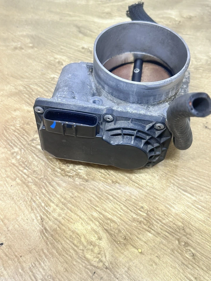 2007-2017 Lexus LS460 ls460L LS600h GS460 Genuine Throttle Body 22030-38010 OEM - Image 4 of 4