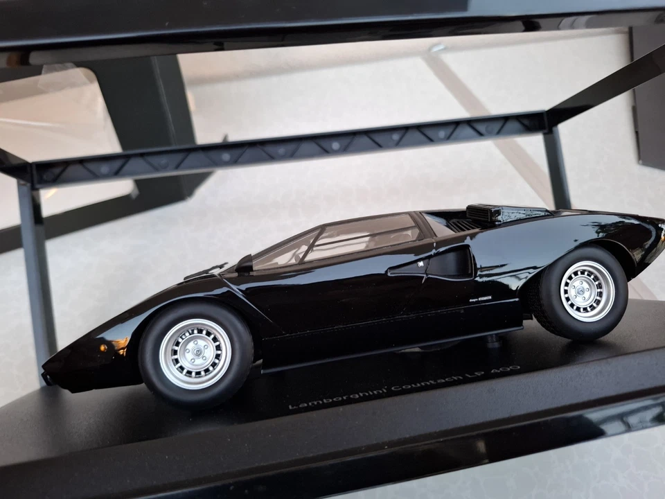 Kyosho Lamborghini Countach LP400 Black 1/18 – Very Good Condition – Collectible - Immagine 2 di 4