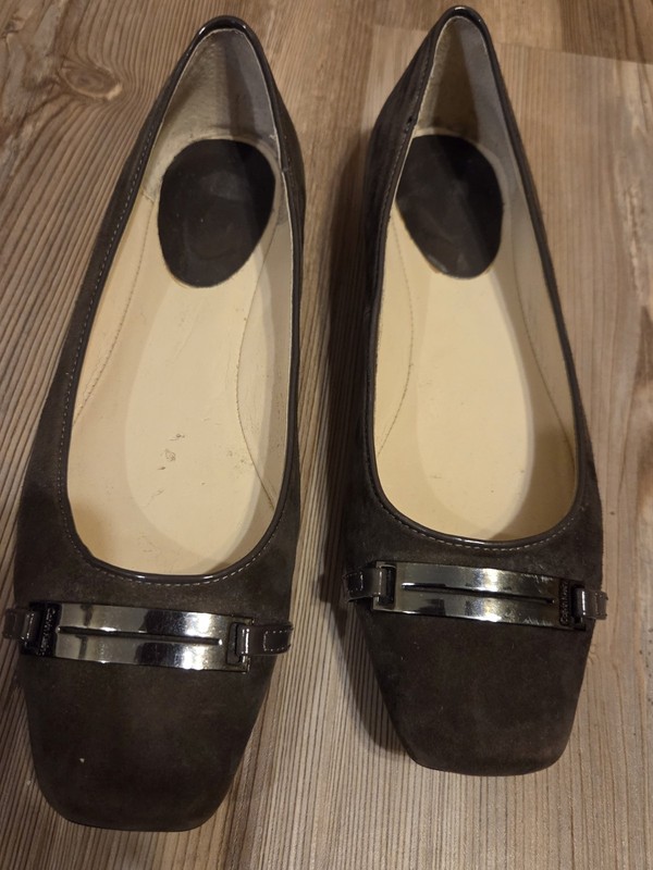 Calvin Klein Pamela Women Shoes Size 8.5