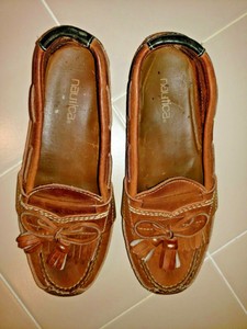 ladies tan leather loafers